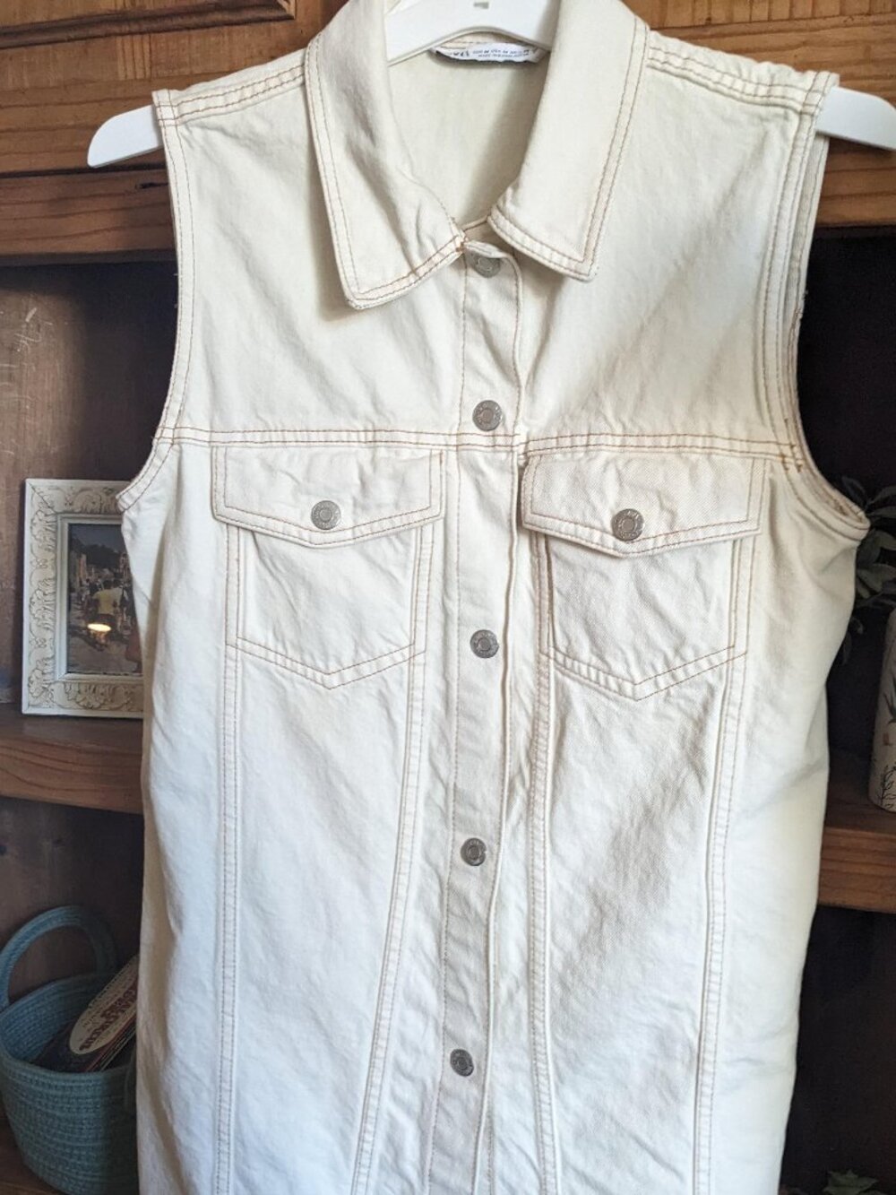 Zara cotton denim sleeveless shirtdress Short, snap closure cream M